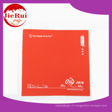 Chiffon de nettoyage en microfibre imprimé en relief pour logo personnalisé